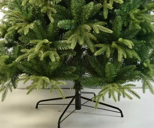Christmas Tree a 23.351 HUF